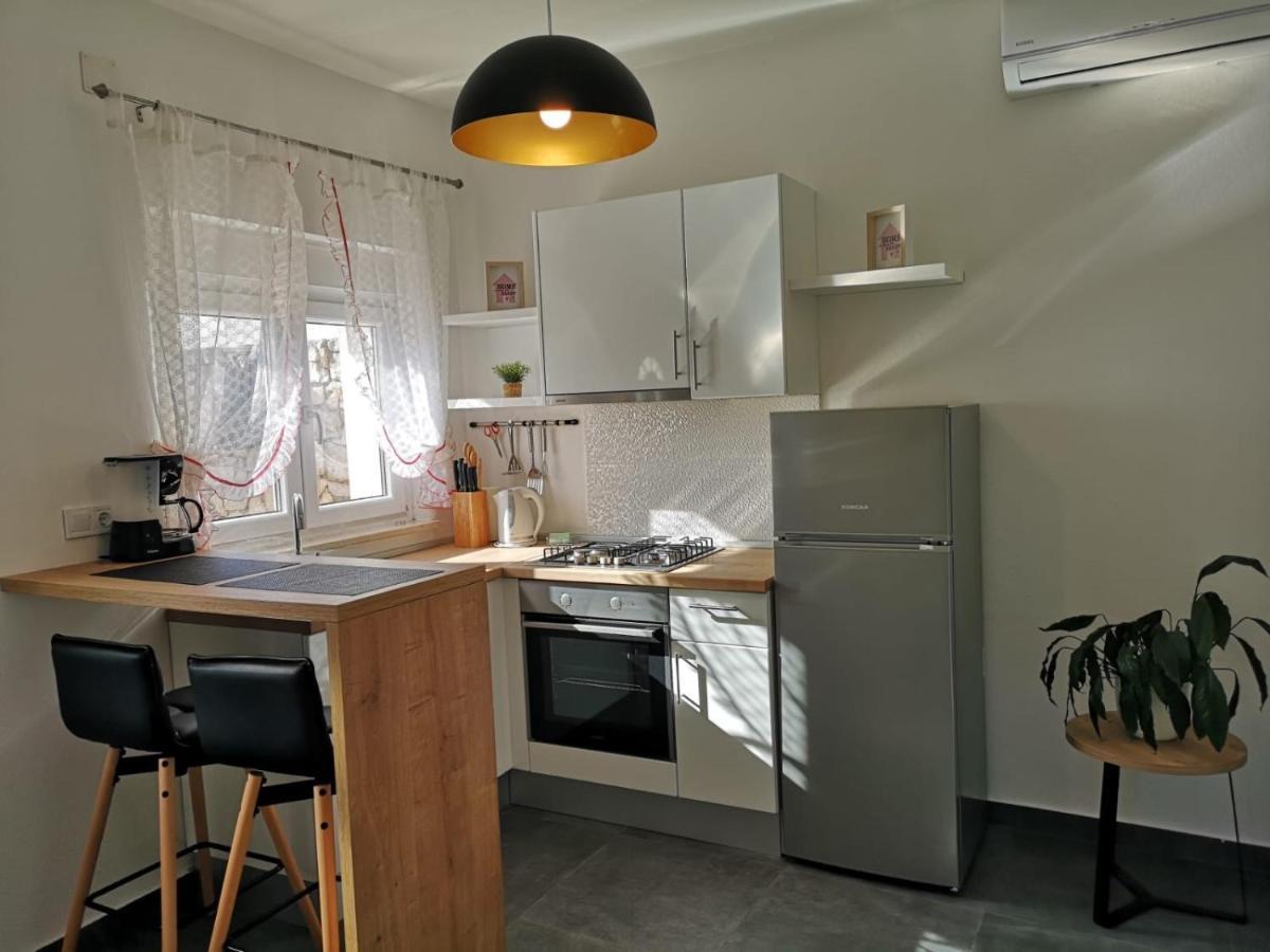 Apartment Klara Primošten Buitenkant foto