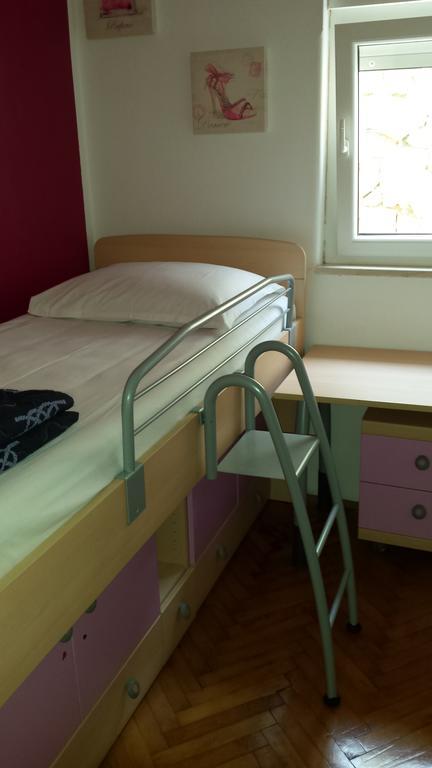 Apartment Klara Primošten Buitenkant foto