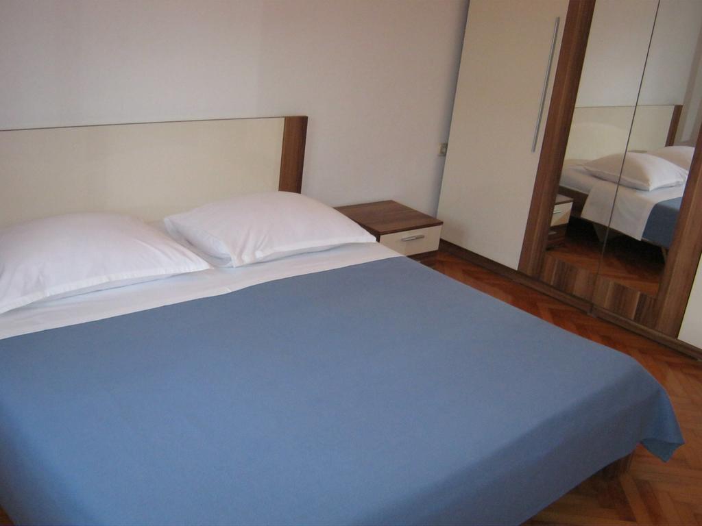 Apartment Klara Primošten Buitenkant foto